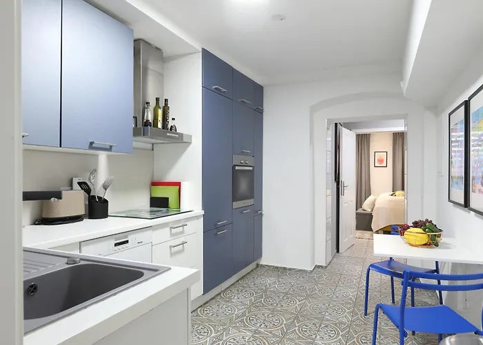 N15 - Room22 Familyhouse Lejlighed