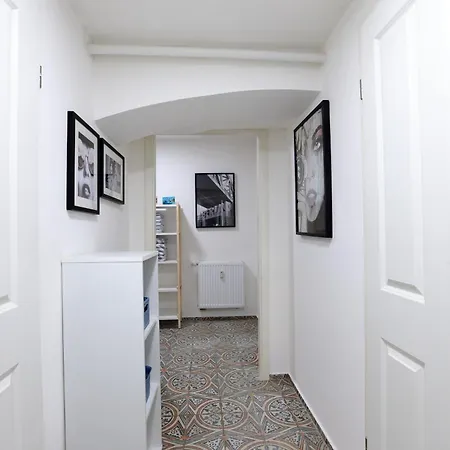 N15 - Room22 Familyhouse Apartment