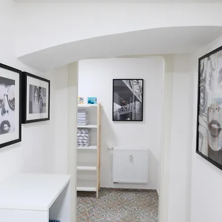 N15 - Room22 Familyhouse Berlin