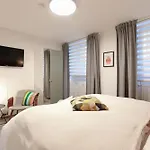 N15 - Room22 Familyhouse Берлин