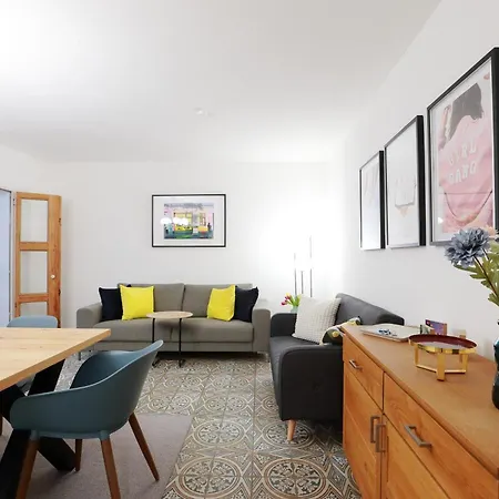 Apartment N15 - Room22 Familyhouse