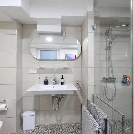 Apartman N15 - Room22 Familyhouse