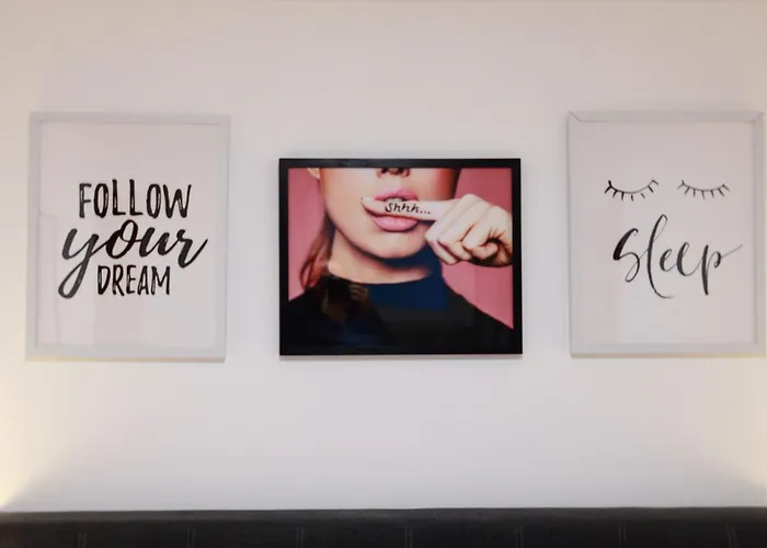 N15 - Room22 Familyhouse برلين