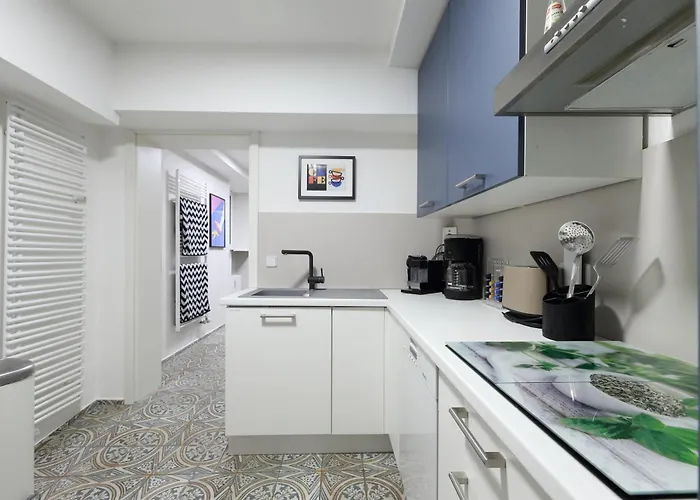 N15 - Room22 Familyhouse شقة